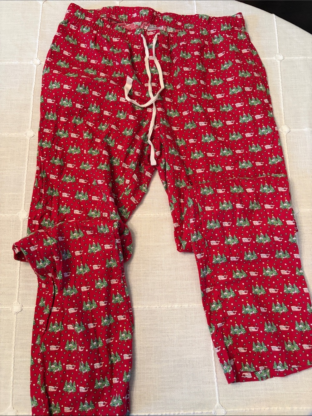 Vineyard Vines Red Holiday Print Jogger Pants